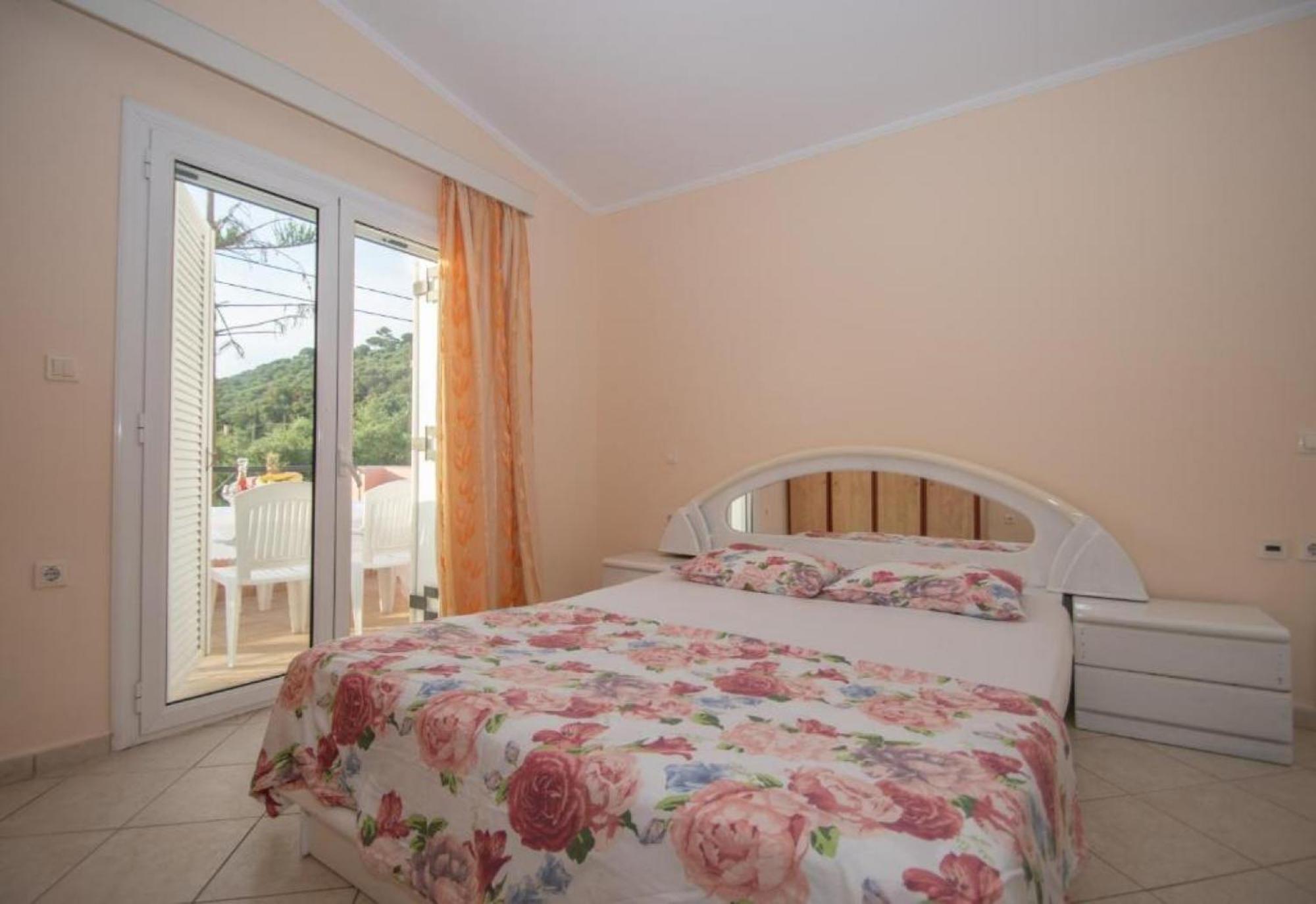 Afrodite'S Oasis Villa By "Elite" Akrotiri  Bagian luar foto