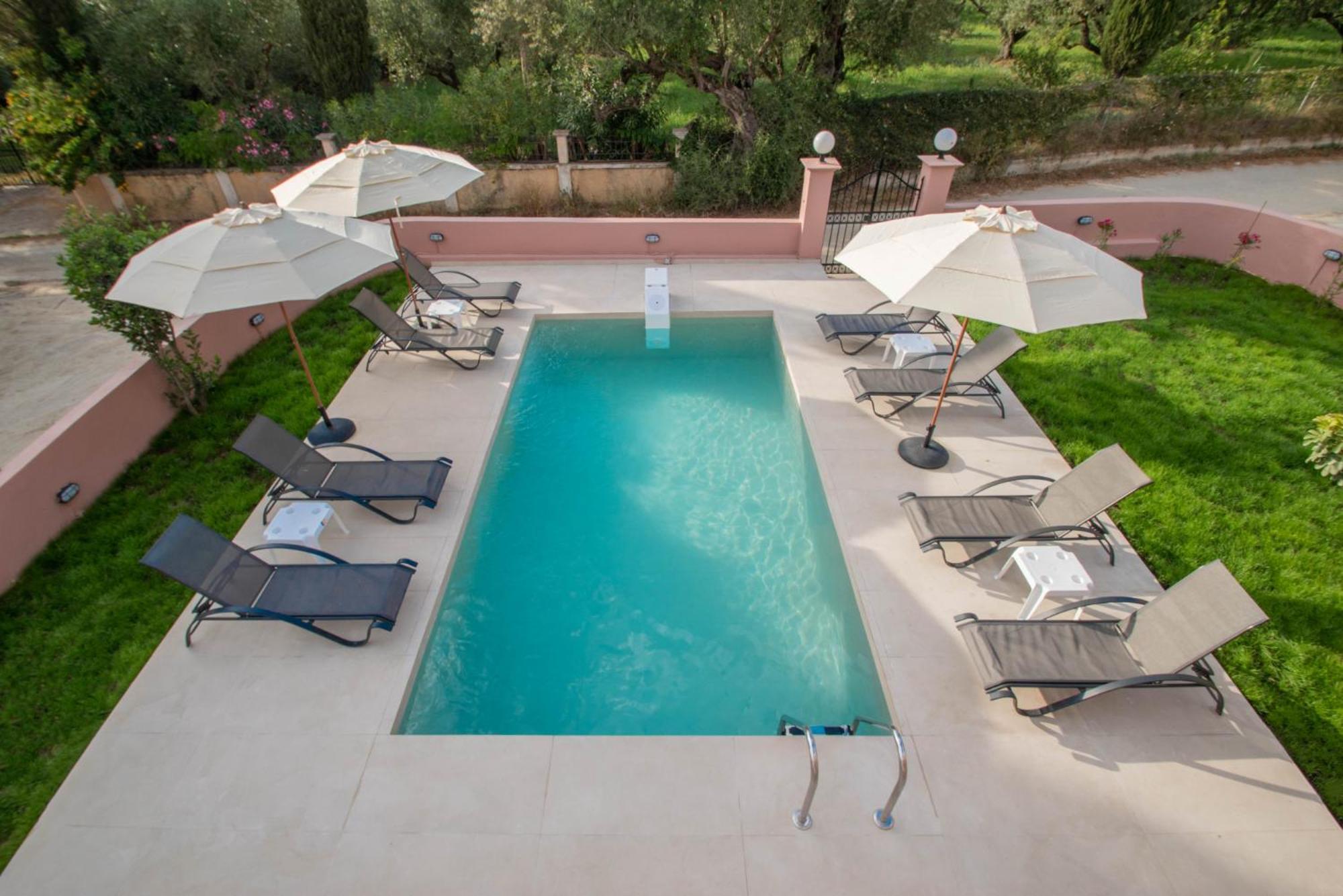 Afrodite'S Oasis Villa By "Elite" Akrotiri  Bagian luar foto